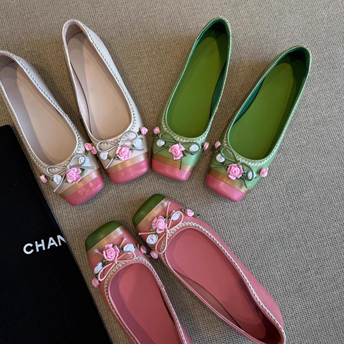 Damen Ballerinas Blumen Dekor Elegant Schnüren
