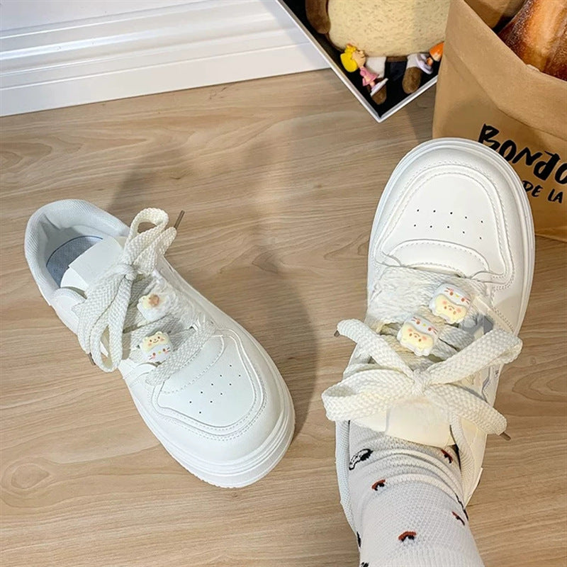 Damen Sneaker Sportlich mit Nieten und Applikationen