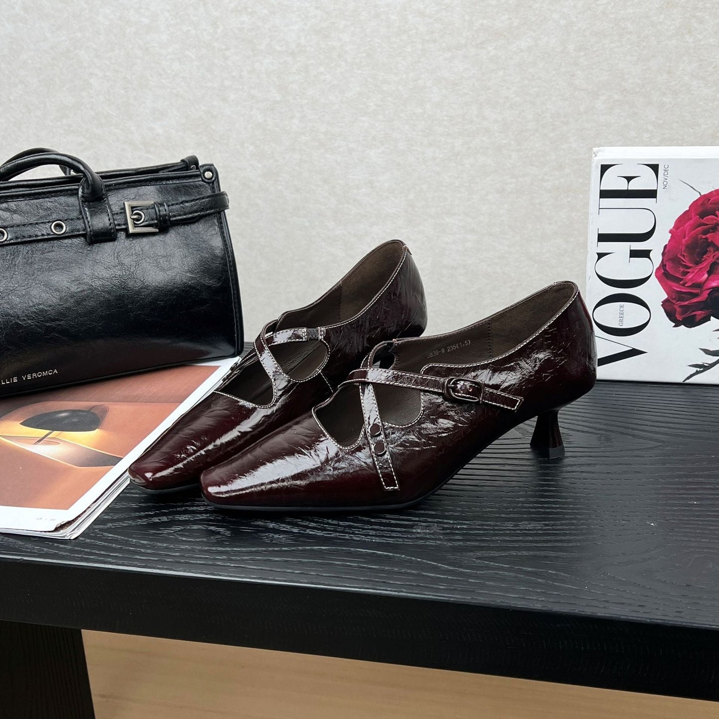 Damen Ballerina Schuhe Elegante Glänzend Mit Verstellbarem Riemen