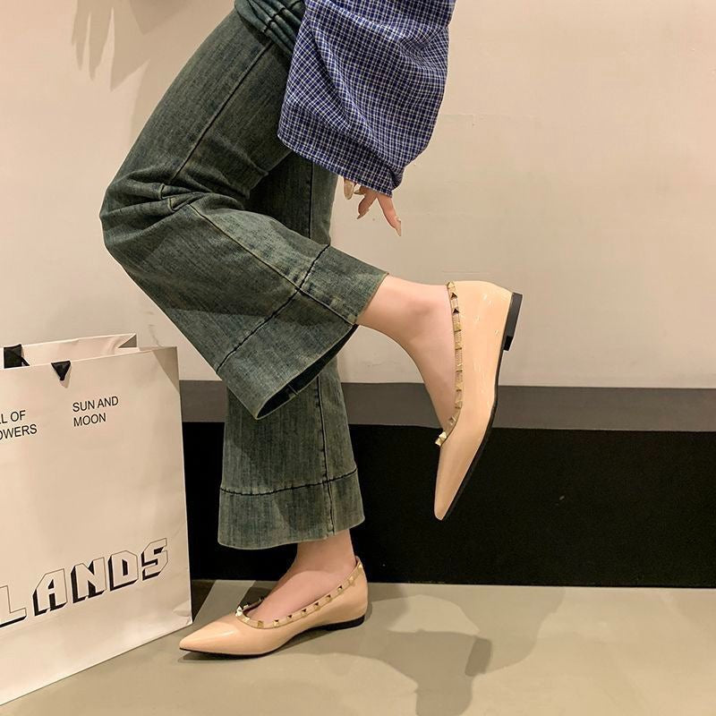 Elegante Damenballettschuhe mit Zierverzierung und schmaler Form