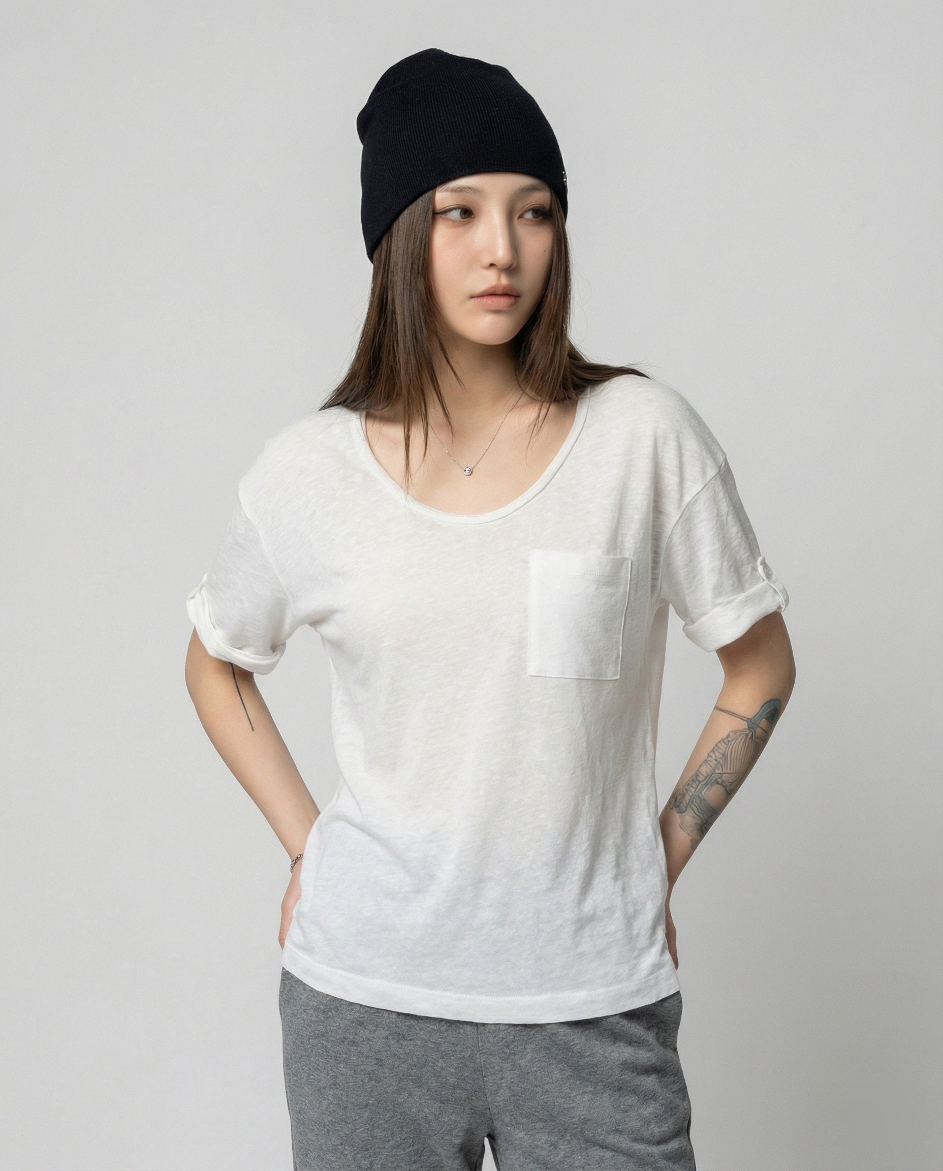 Damen T-Shirt V-Ausschnitt Kurzarm Slim Fit Casual - BerlinGlamour