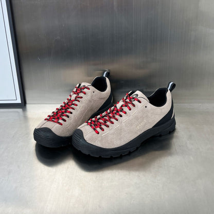 Wanderschuhe Damen Sportlich Rutschfest Stabil