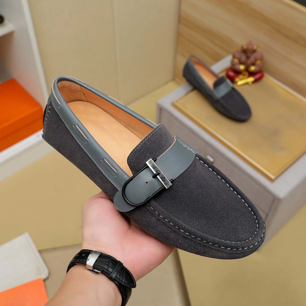 Damen Mokassins Weiches Wildleder Metallverschluss Stilvoll