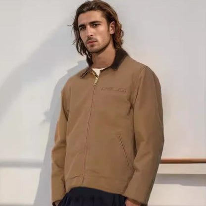 Die Herren elegante Arbeitsjacke mit praktischen ReißverschlusstaschenBerlinGlamour ist ein Produkt, das sowohl männliche als auch weibliche Nutzer stärken kann. Diese elegante und robuste