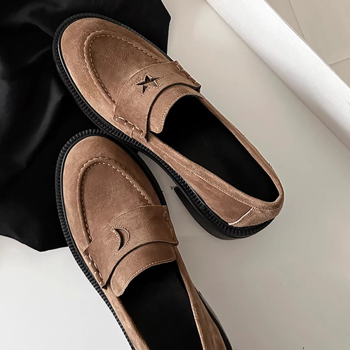 Damen Loafers Leder Bequem Sternen Detail Schuhe - BerlinGlamour