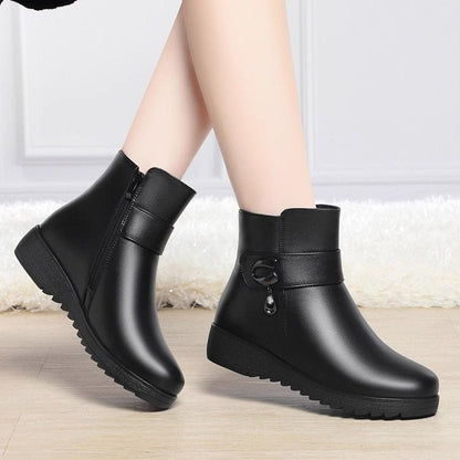 Damen Winterstiefel Gefüttert Schnallen Detail Warm