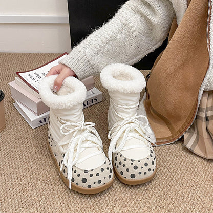 Damen Winterstiefel Warm Kuschelig mit Polka Dot Design - BerlinGlamour