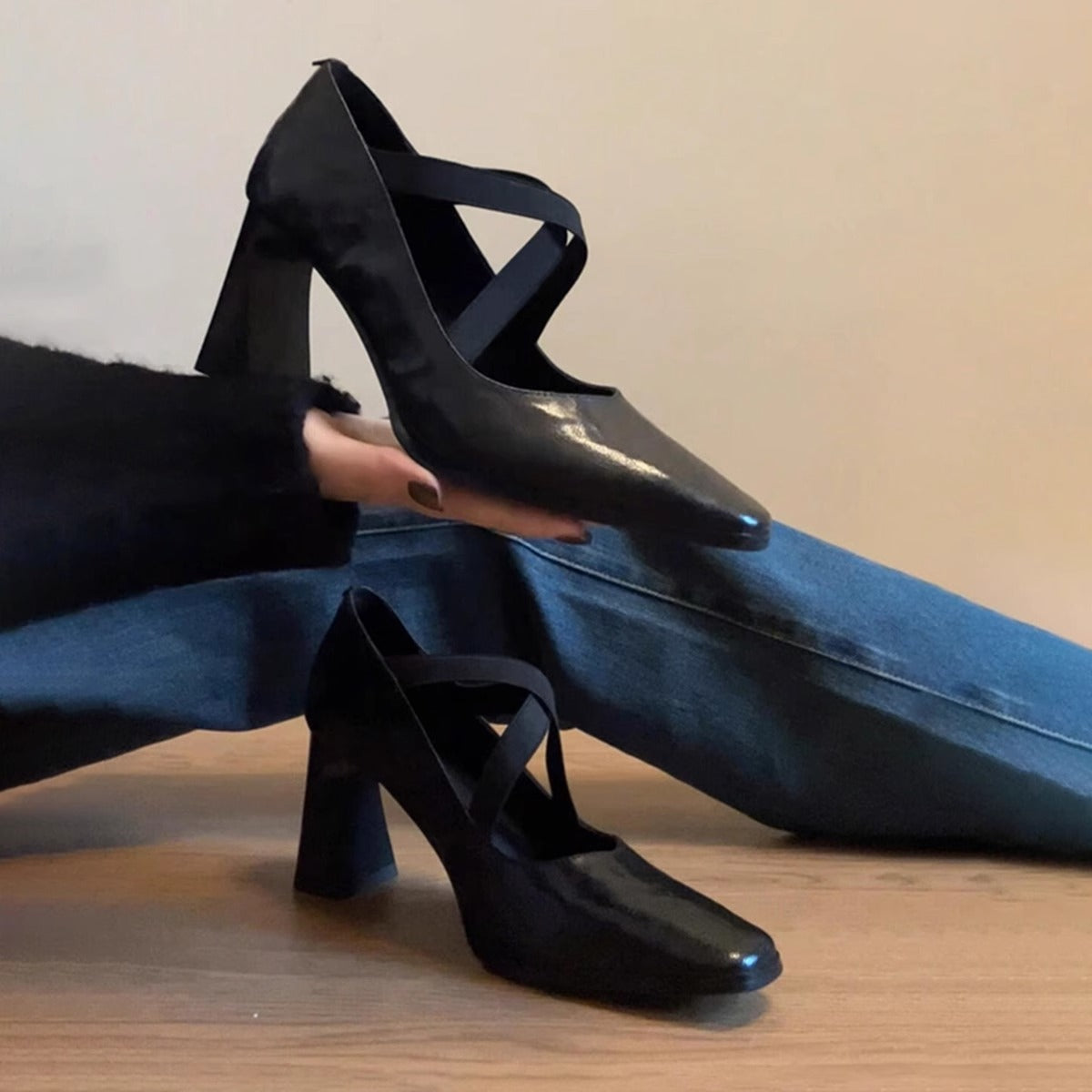 Damen Pumps mit Riemen Blockabsatz Elegante Schuhe - BerlinGlamour