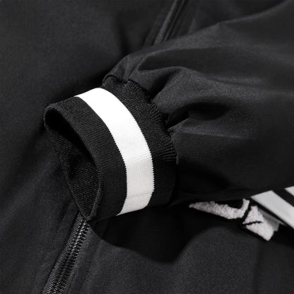Herren Kapuzenjacke Modern mit stylischen Applikationen