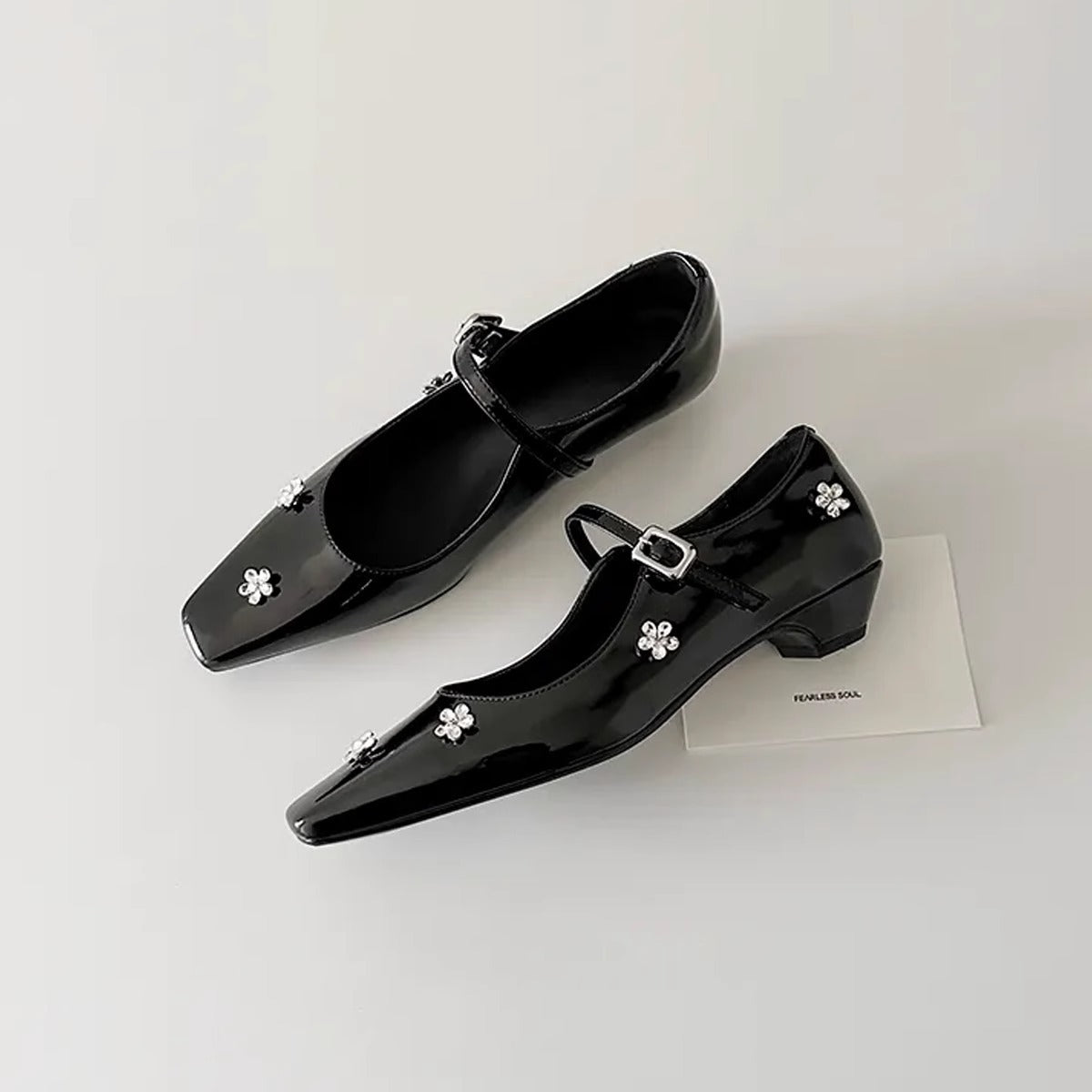 Damen Ballerinas Blumen Dekor Komfort Riemen