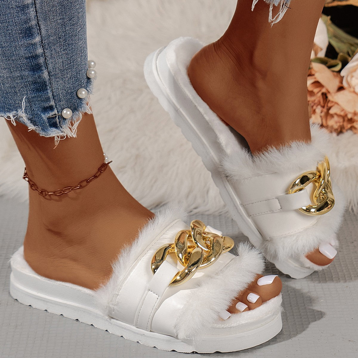 Damen Slides Sandalen Pelzbesatz Glitzerketten Modern