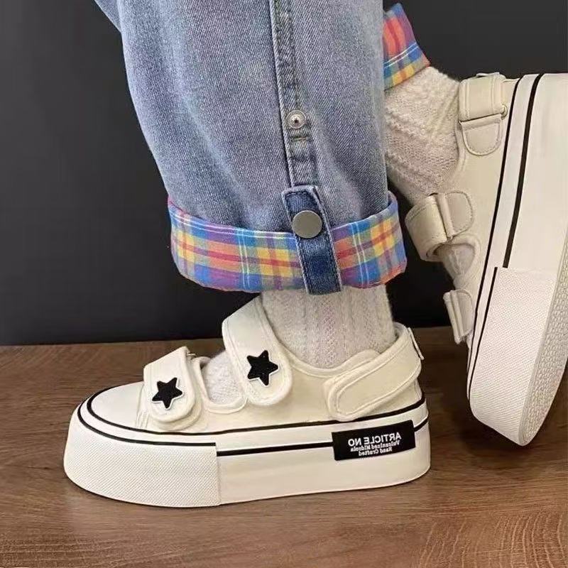 Damen Sneaker mit Klettverschluss Stern Applikation