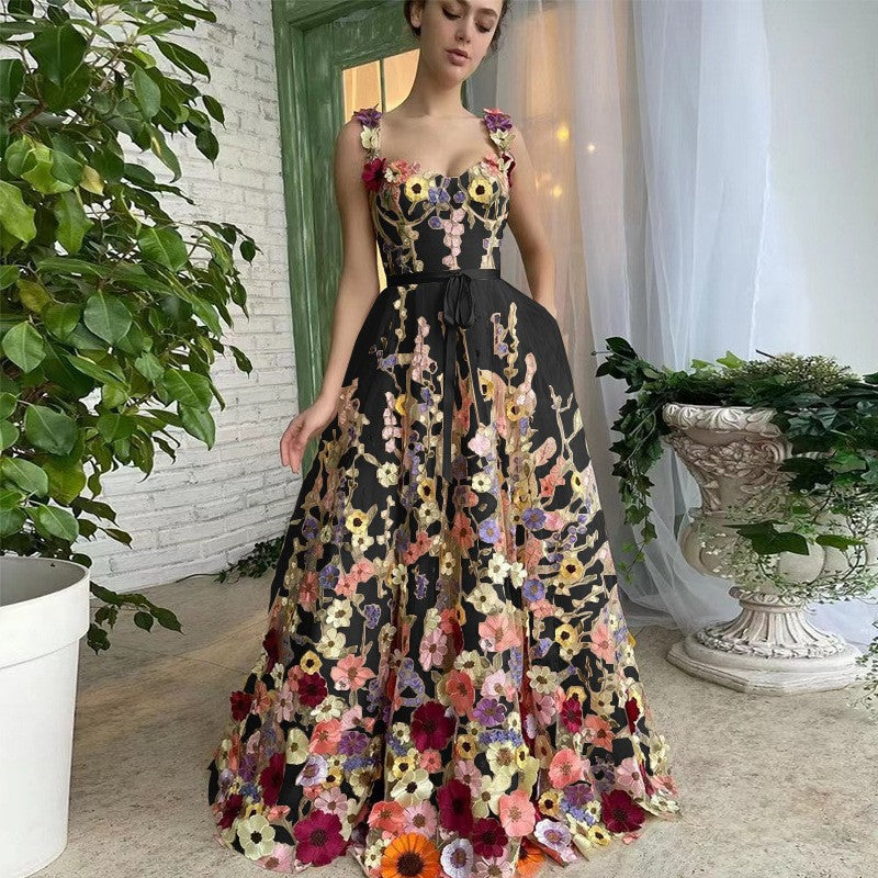 Elegantes Damenkleid mit Floralem Muster und Taillengürtel