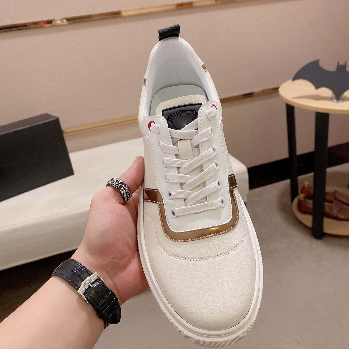 Damen Sneaker Sportlich Elegant Lederoberfläche Modern
