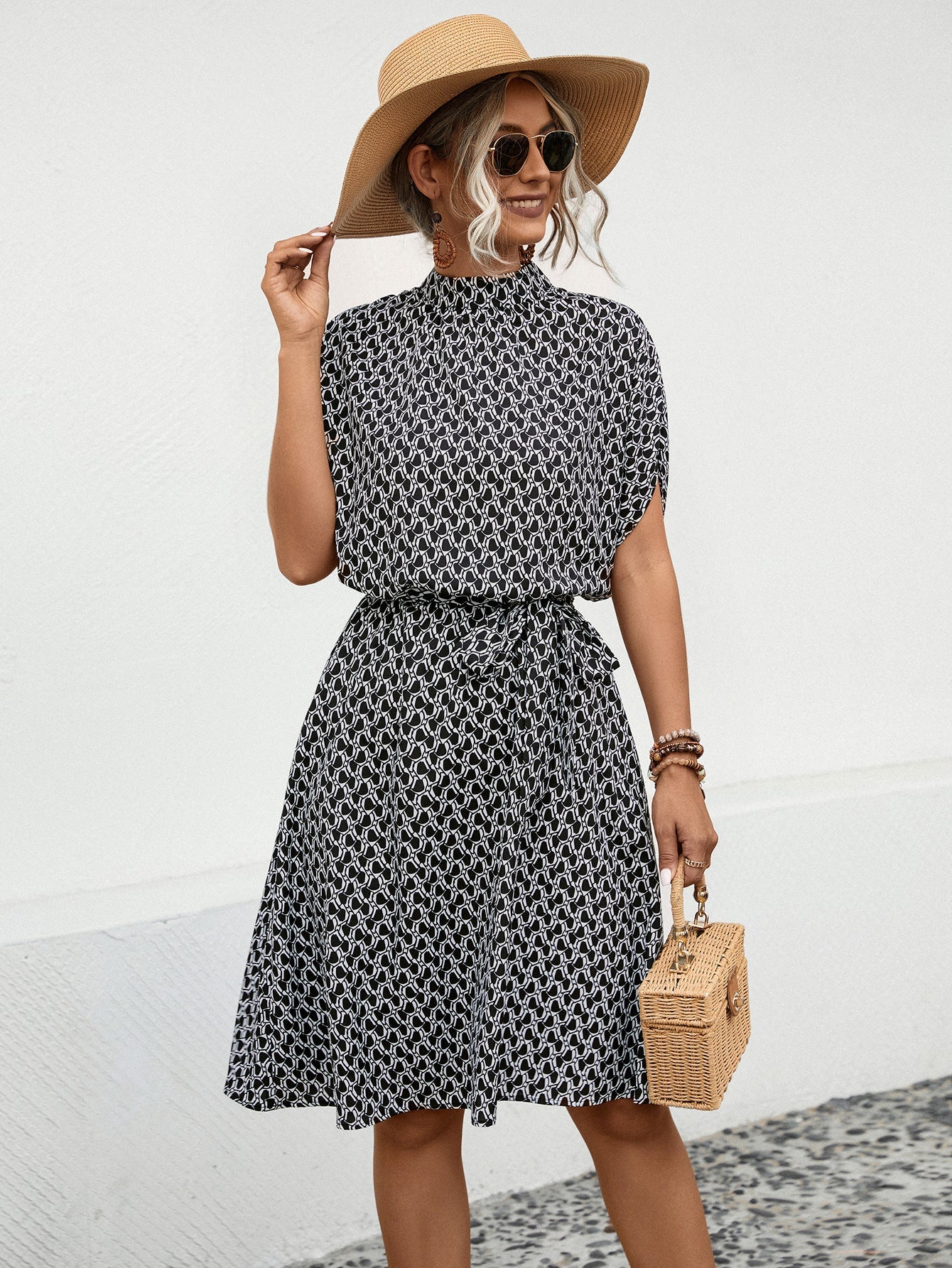 Damen Kleid Bogenmuster Hochkragen Mit Gürtel Elegant