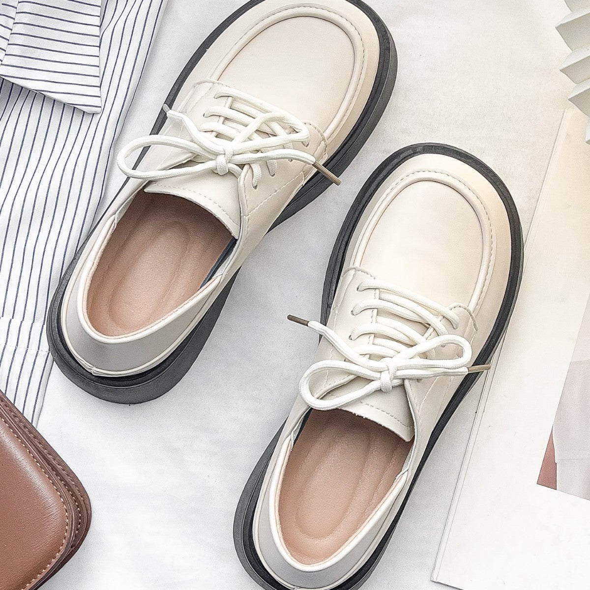 Damen Plateauschuhe Hoch Modisch Schnürschuhe Elegantes Design - BerlinGlamour