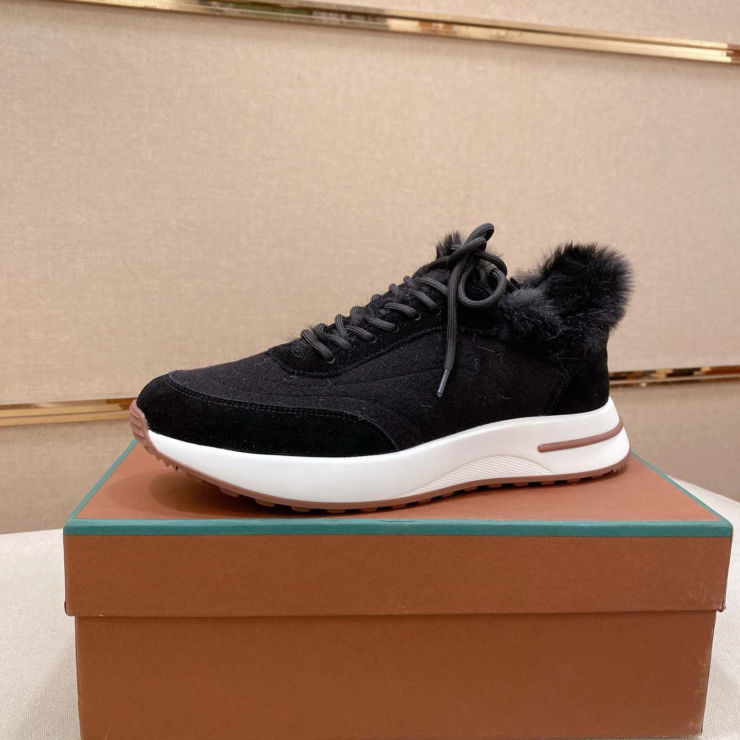 Damen Sneaker Sportlich Fellkragen Schwarz Winter