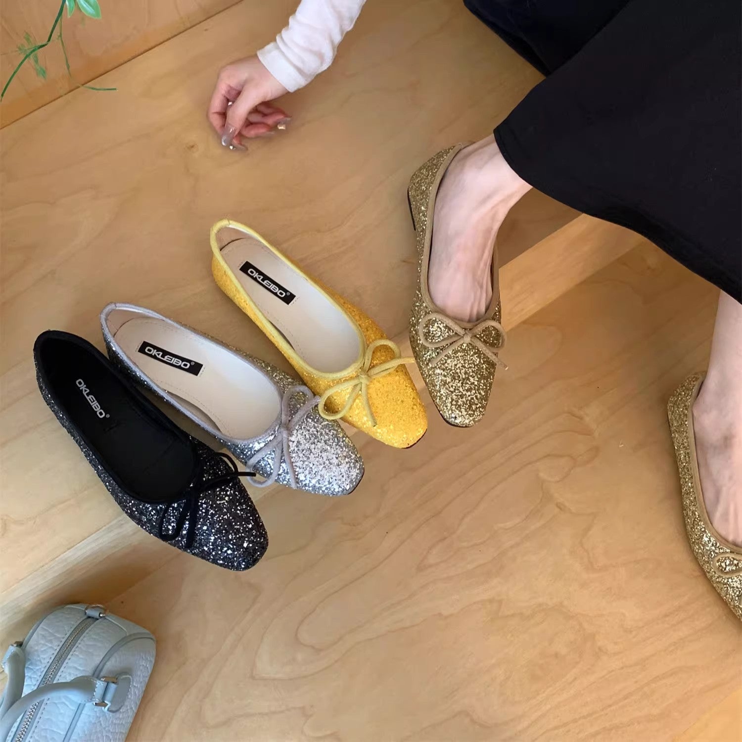 Damen Ballerinas Glitzer Schleife Komfort Innensohle - BerlinGlamour