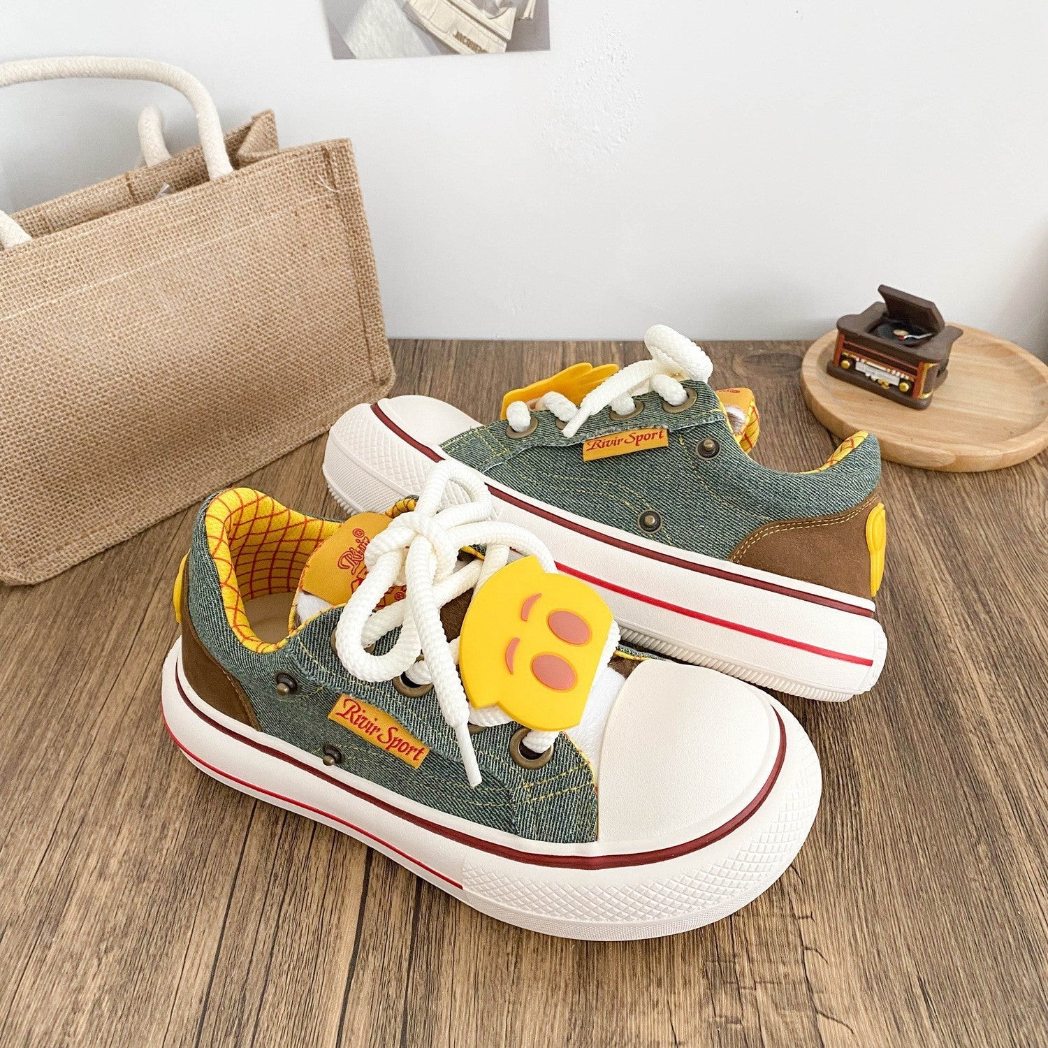 Frauen Sneaker Sportlich Bunt Denim Schnürsenkel - BerlinGlamour