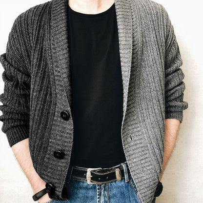 Herren Strickjacke Modern mit Großknöpfen und Struktur - BerlinGlamour
