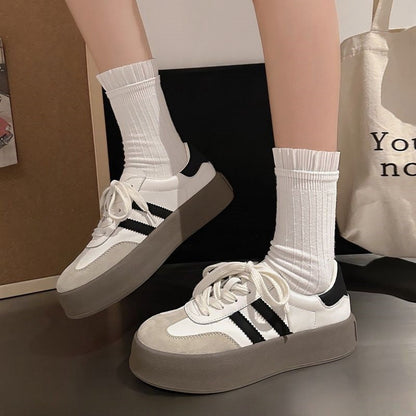 Damen Plateausneaker Sportlich Modisch Mit Gepolsterter Sohle - BerlinGlamour