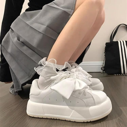 Damen Sneaker atmungsaktiv mit Schleifen Optik Frauen Sportschuhe - BerlinGlamour
