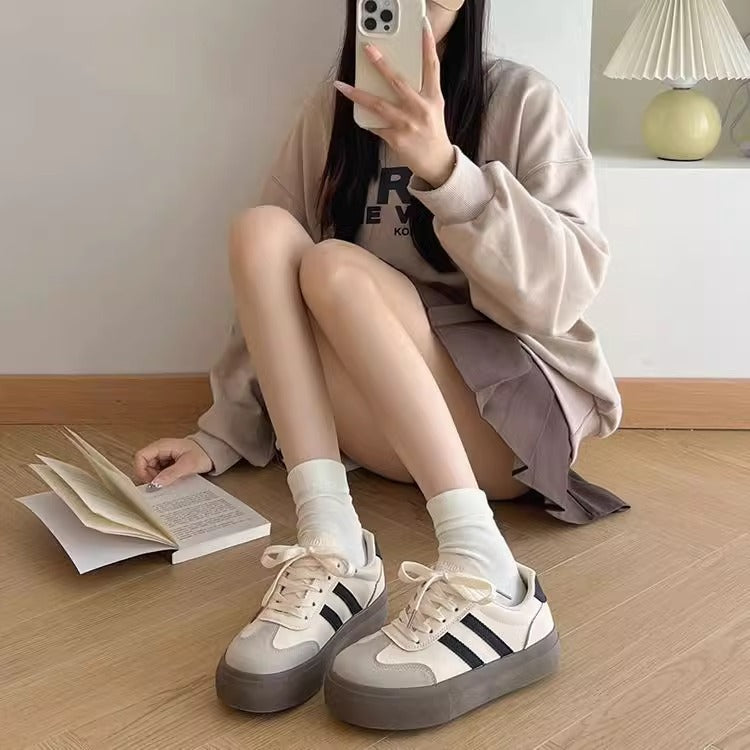 Damen Sneaker Retro-Style Hochwertig Stabil