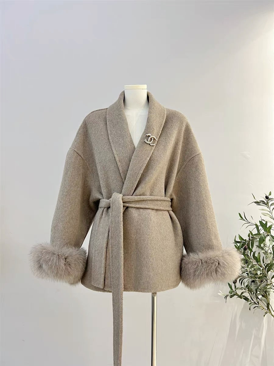 Damen Kurzmantel mit Kunstfellbesatz Eleganter Wintermantel