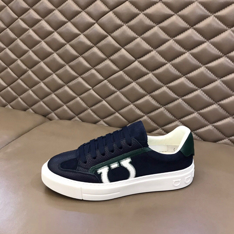 Damen Sneaker Sportlich mit Logo-Design und rutschfester Sohle - BerlinGlamour