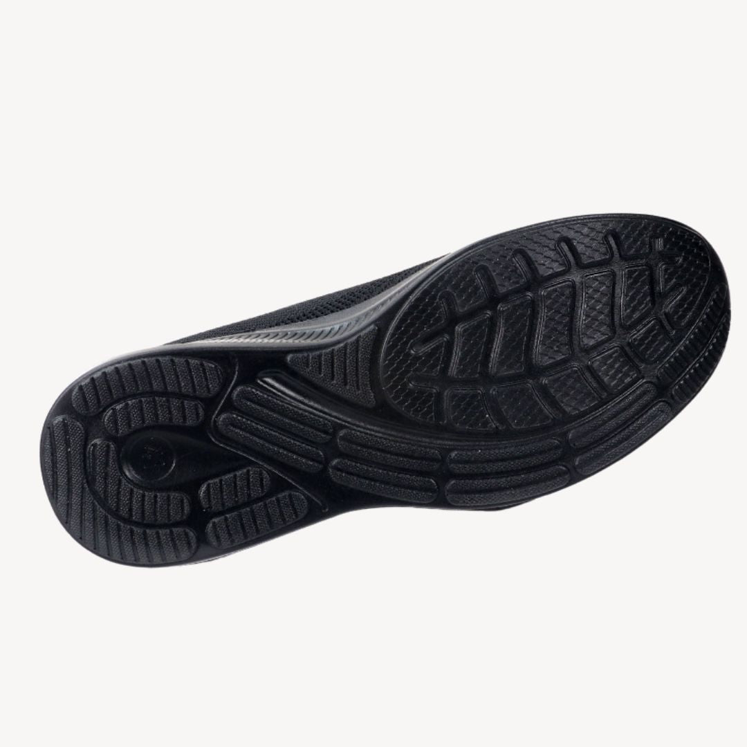 Orthopädische Mesh-Slip-On-Sneakers für Herren | Loravelle 2