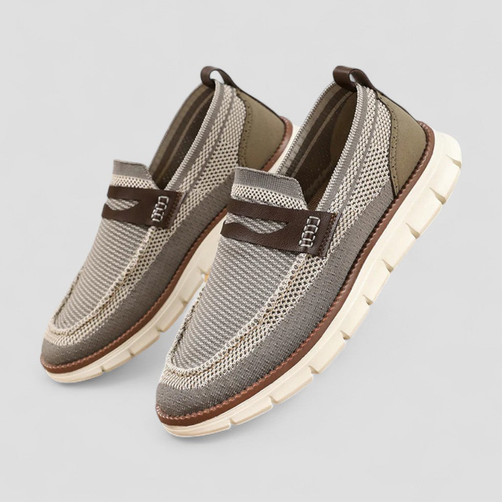 Orthopädische, atmungsaktive Slipper aus Strick für Herren 1