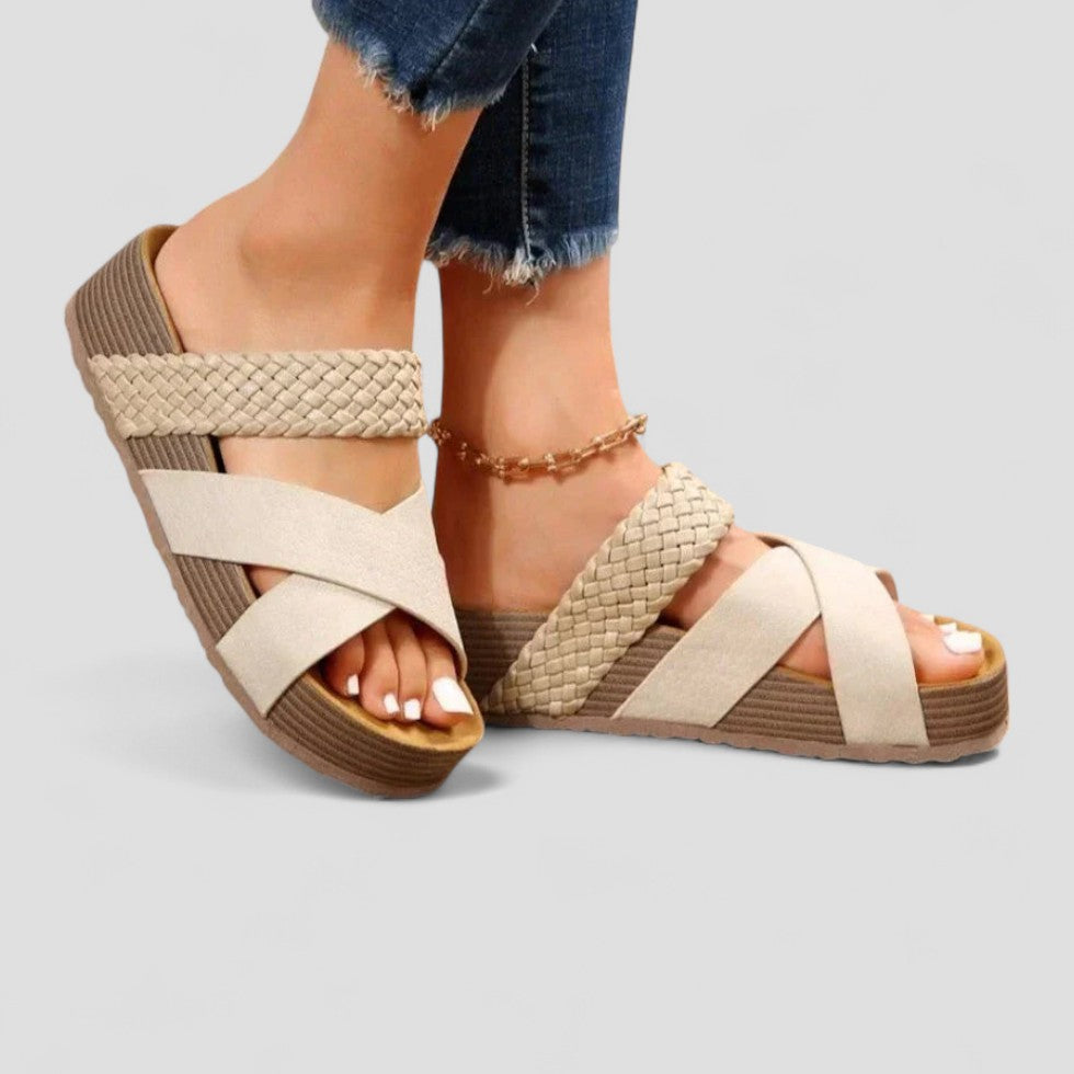 Orthopädische geflochtene Slip-On-Plateau-Sandalen 1