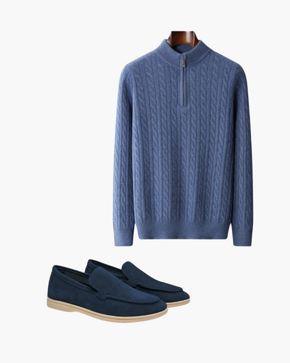 Blauer Pullover Zopfmuster mit Wildleder Loafer Passendes Herren Outfit - BerlinGlamour