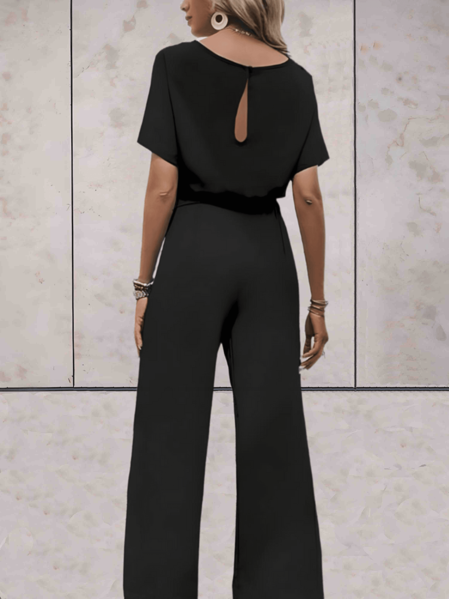 Frauen Jumpsuit Kurzärmlig Mit Gürtel Elegant - BerlinGlamour
