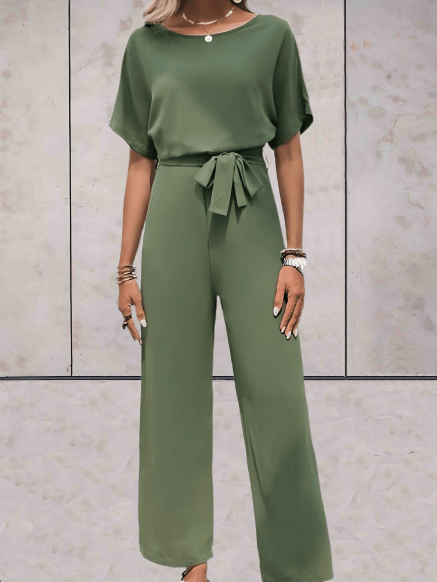 Frauen Jumpsuit Kurzärmlig Mit Gürtel Elegant