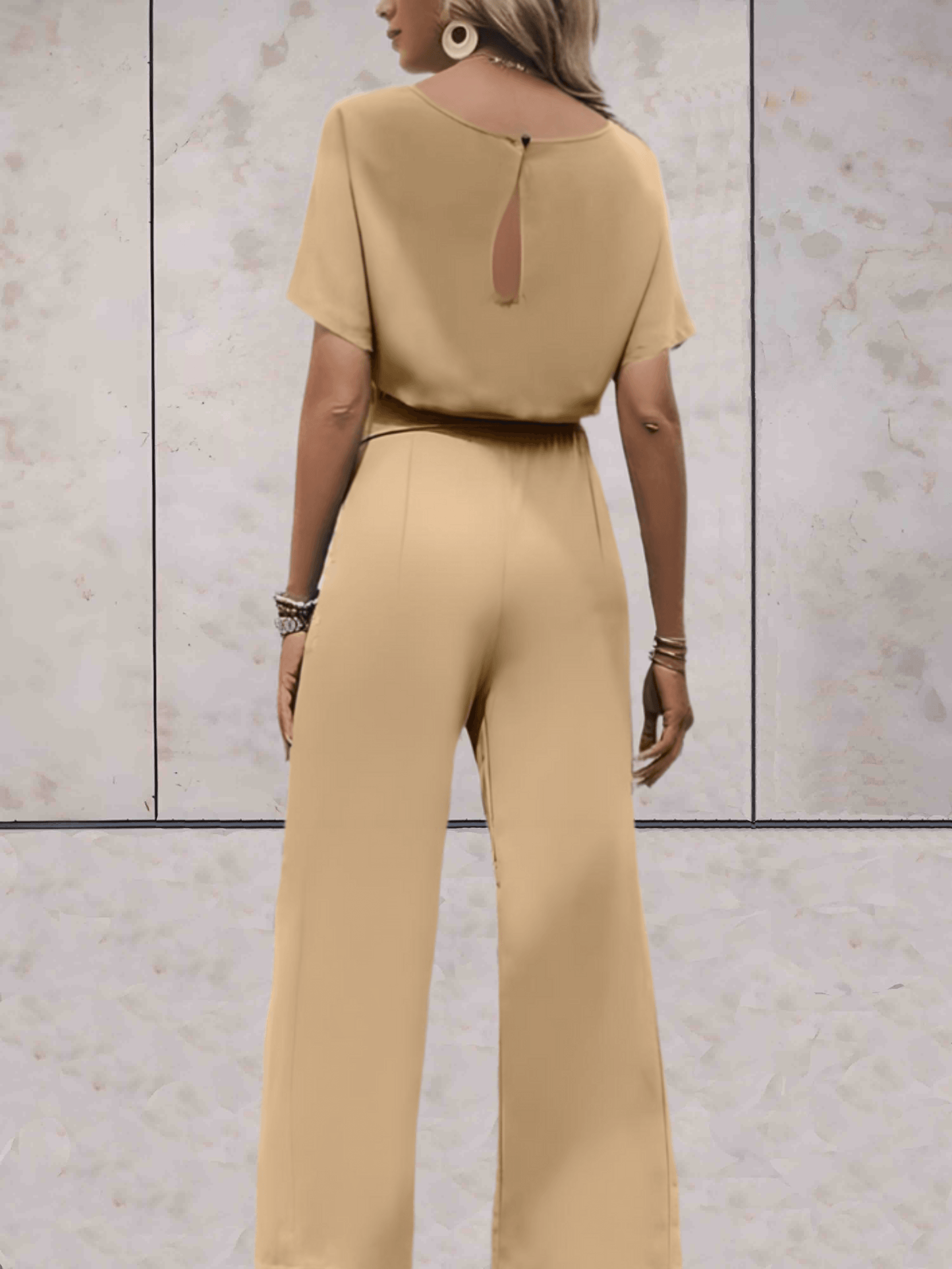 Frauen Jumpsuit Kurzärmlig Mit Gürtel Elegant