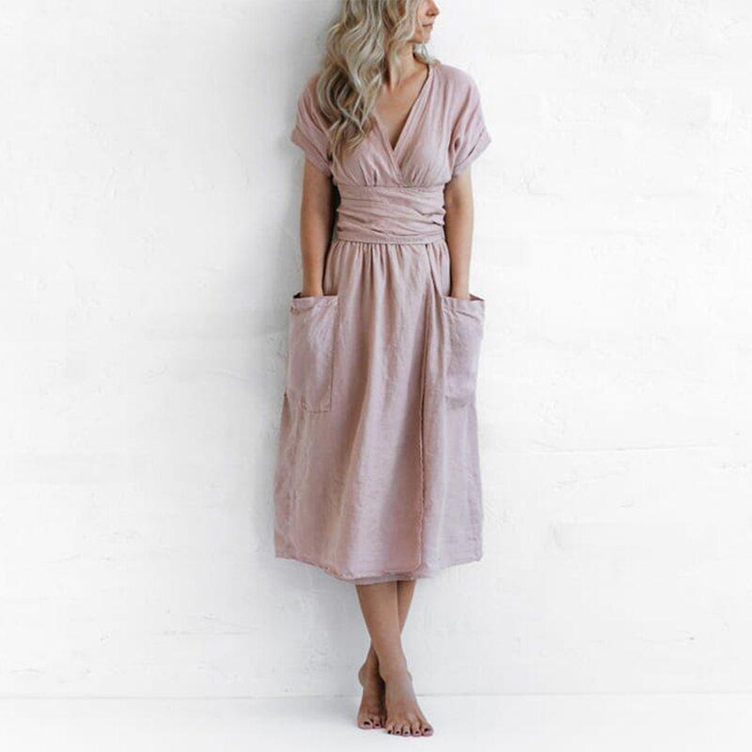 BerlinGlamour rotes Midikleid mit V-Ausschnitt