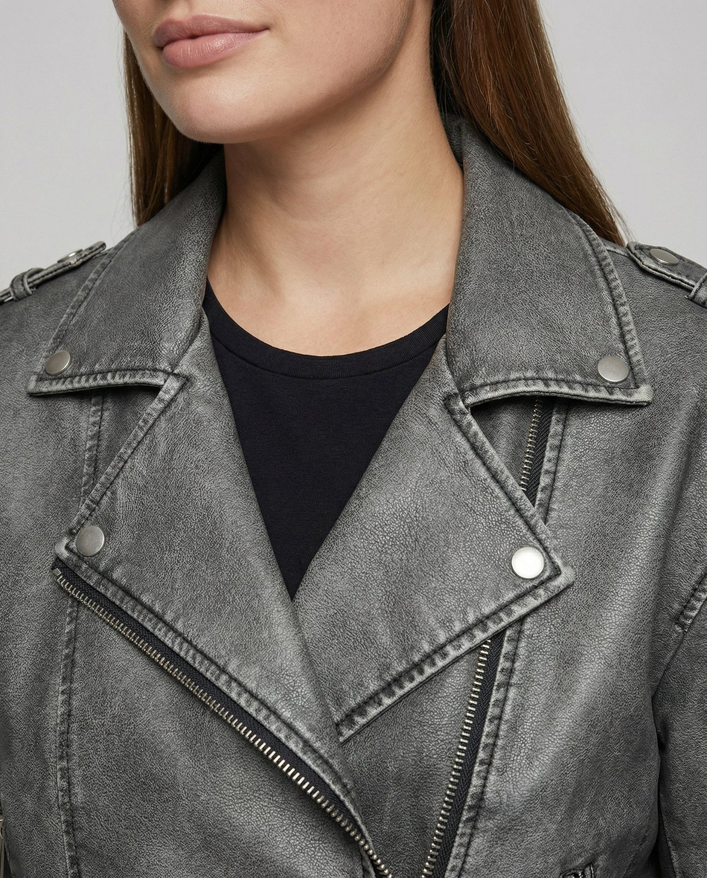 Lederjacke Damen Bikerstyle Schwarz Asymmetrisch