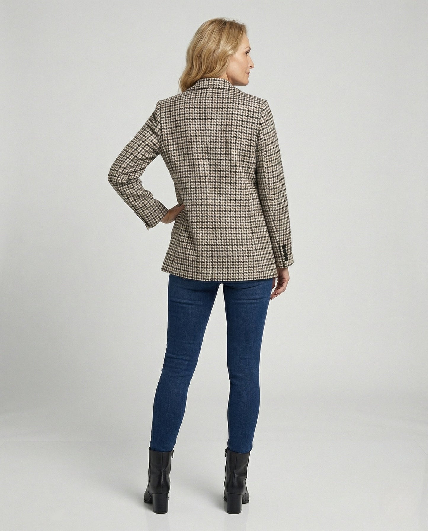 Product 15444960313674 - back_view
