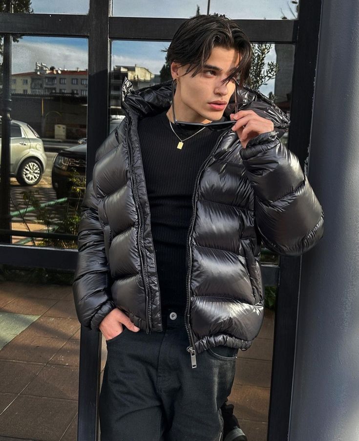 Herren Winterjacke Isoliert Mit Kapuze Wasserdicht - BerlinGlamour