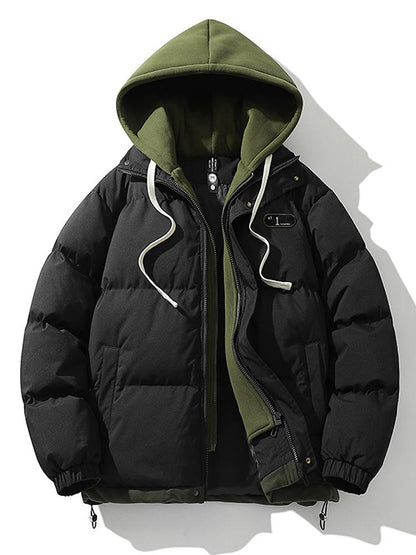Wattierte Winterjacke Männer Kapuze Isoliert - BerlinGlamour