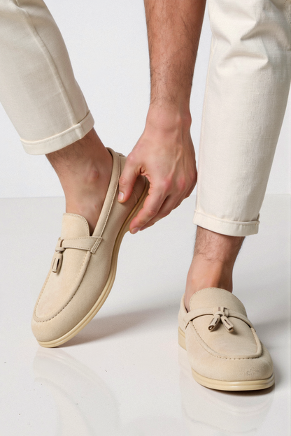 Elegante Beige Loafer Schuhe mit Quasten