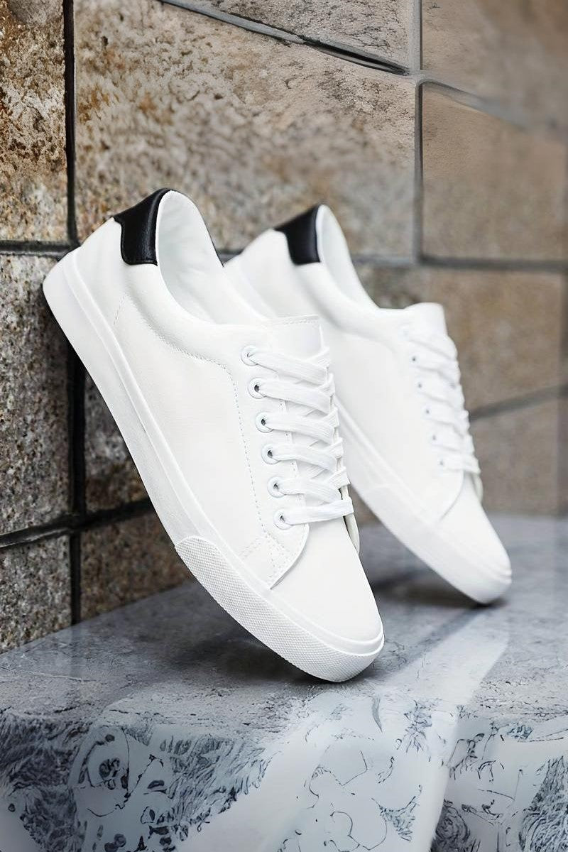 Weiße Sneaker Elegante Sportliche Schuhe Damen Herren - BerlinGlamour