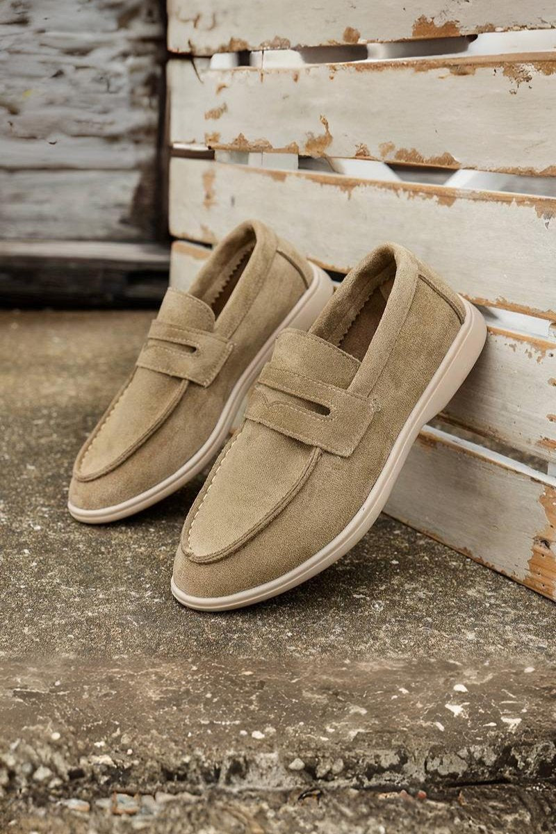 Dunkelblaue Beige Loafer Schuhe Veloursleder