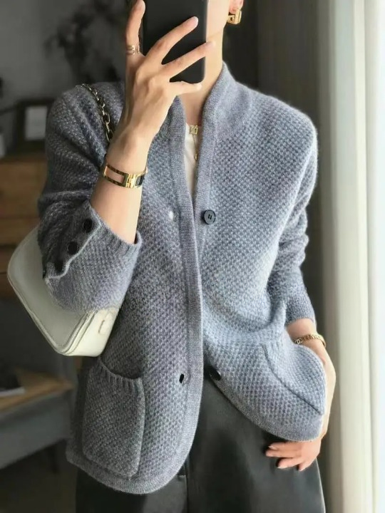 Damen Cardigan Winter Knopfleiste Lang - BerlinGlamour