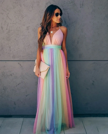 Buntes Regenbogenkleid Farbenfroh Auffällig Frauenkleid