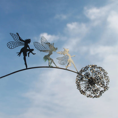 Kunstskulptur Feen auf Milchfaden Dekoration Berlin