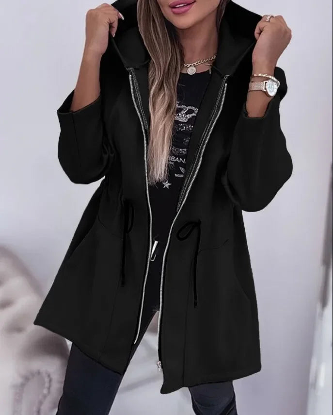Luthion Damenjacke mit Kapuze und plissierter Taille