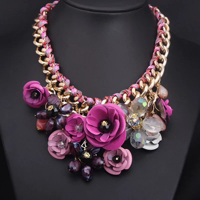 Elegante Halskette Blumenmuster Statement Schmuck Damen Geschenk - BerlinGlamour