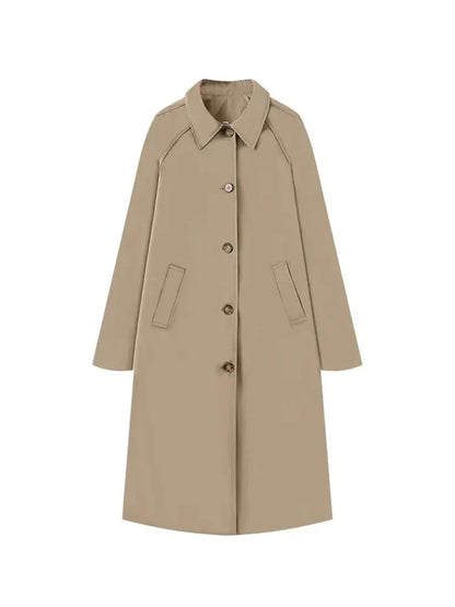 Clara Trenchcoat in Beige – Produktaufnahme auf hellem Grund